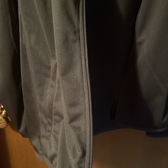 Nike jacket - Picture 4 of 4